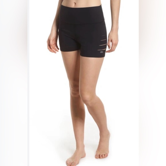 Alo ripped short black sz small - Picture 2 of 6